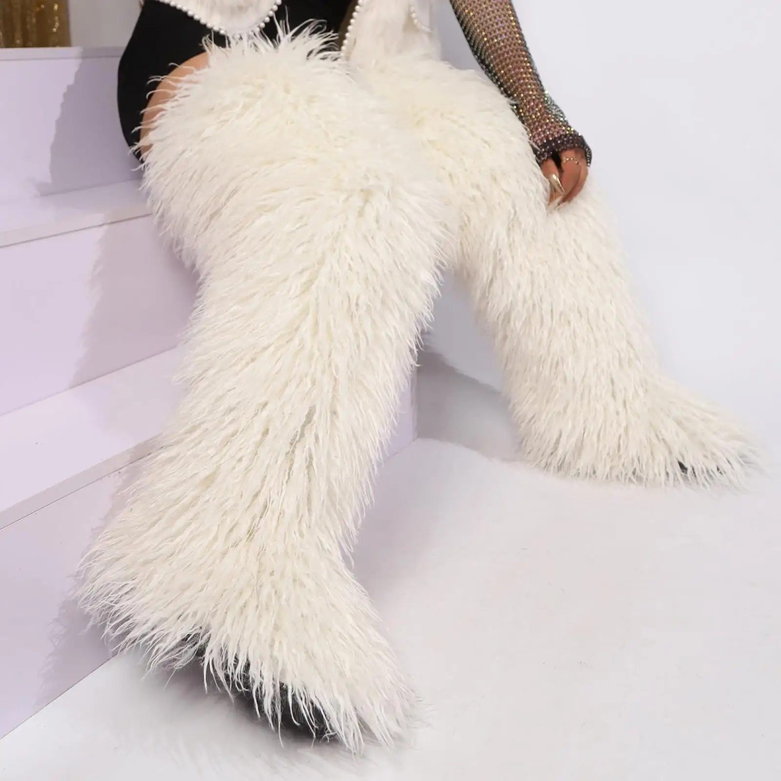 Fashion Thigh High Fur Boots Over the Knee Fluffy High Boots Tall Furry Shoes for Women