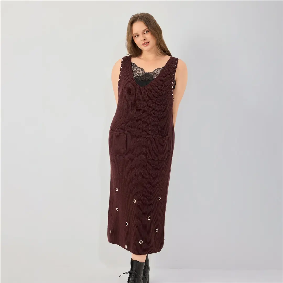 Women Autumn Clothes 2026 Plus Size Burgundy Ribbed Knit Dress Sleeveless Breathable Pocket Straight Midi Curve-Friendly Casual