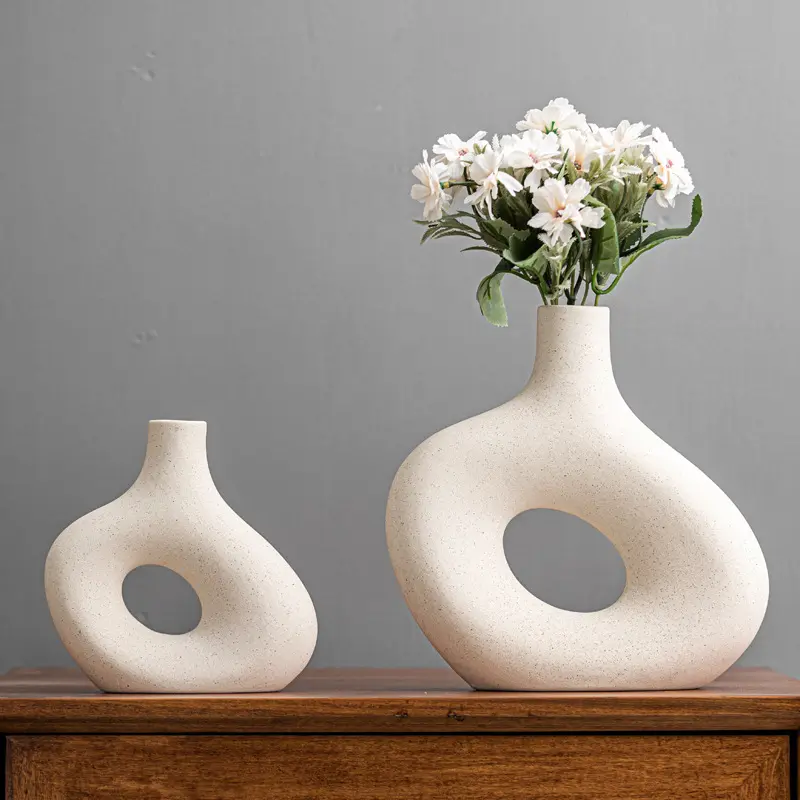Nordic Modern Rustic Home Decorative Flower Art White Ceramic Vase Art Decor Design for Tabletop Display