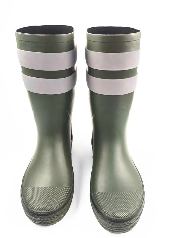 High Quality Mid-Calf Rubber Rain Boots Comfortable and Breathable Mesh Lining Waterproof for Summer and Winter Use