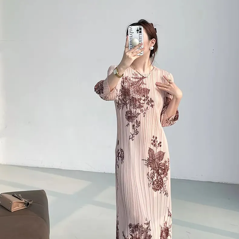 Factory Elegant Casual Women's Maxi Dress Regular Fit Digital Printing Pleated Decoration Natural Waist A-Line Dress