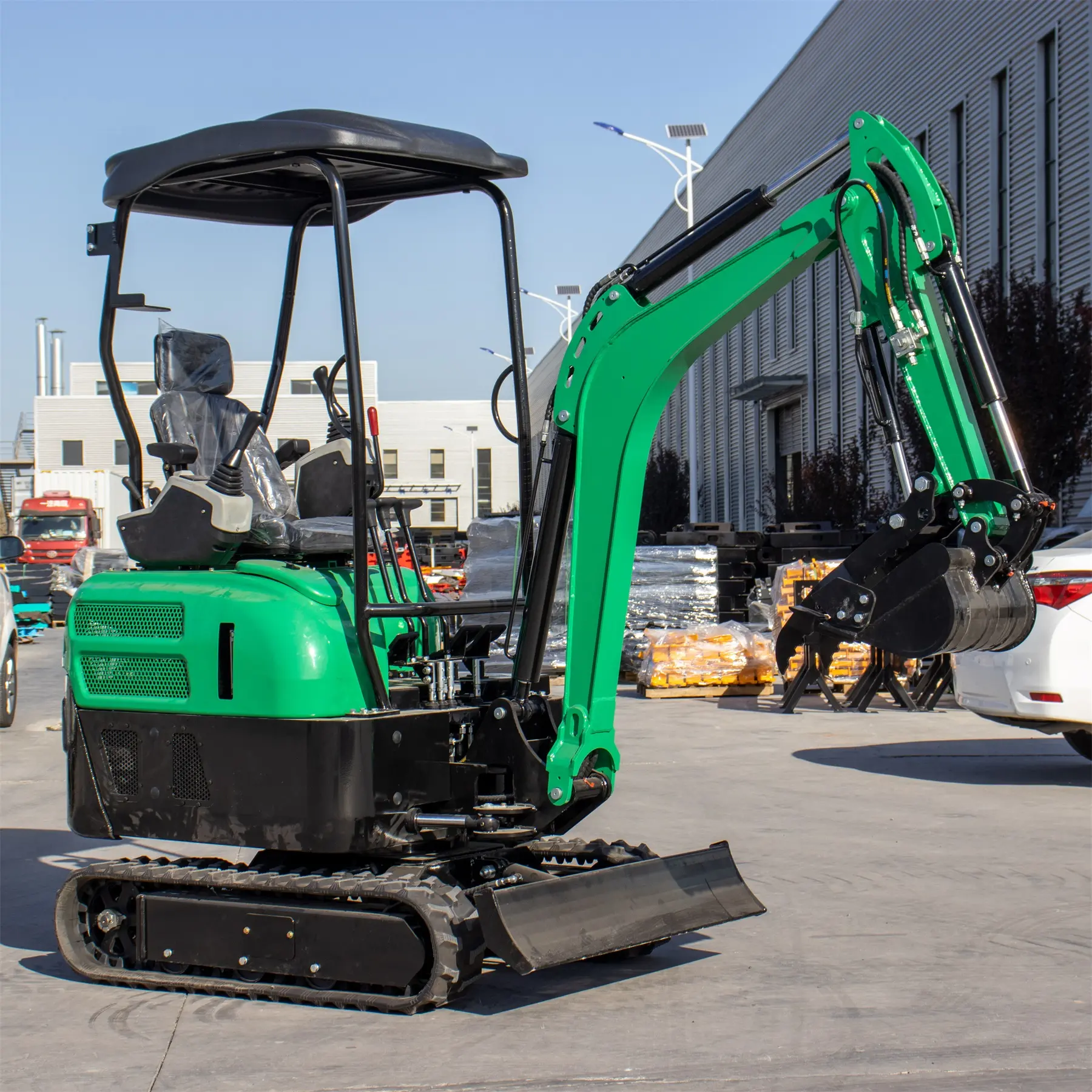 Construction Home Use Compact Multi-Functional Mini Excavator 2 Ton Crawler Excavator Eaton Hydraulic Components High Efficiency