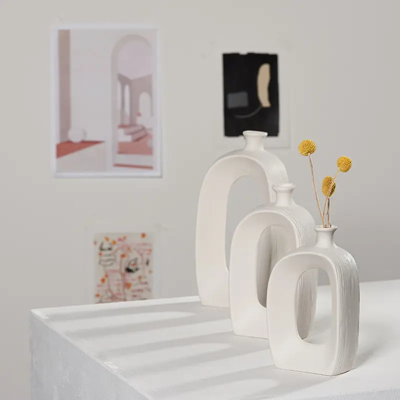 Simple White Ceramic Flower Vases Home Decoration Desktop Vase for Indoor Bedroom Decoration