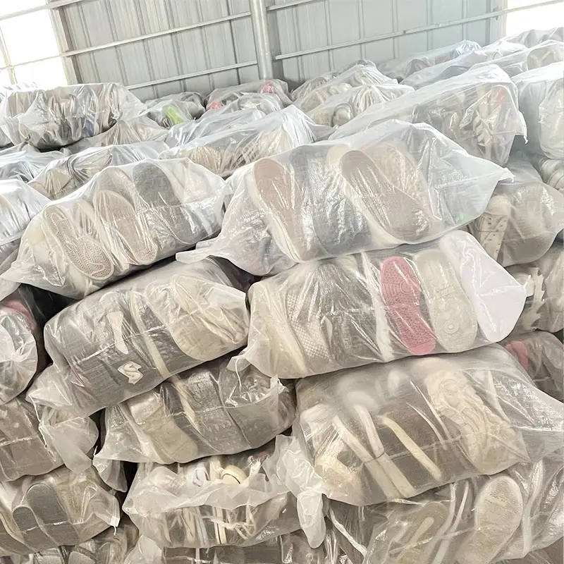 Factory Direct Lot Stock Famous Brand Man High Top Shoes Boots Sport Casual Secondhand Used Mixed in Bales Box