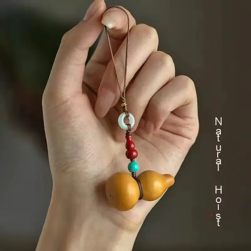 Factory Direct Portable Wood Natural Plant Gourd U Disk Pendant Eco-Friendly Luxury Modern Design Home Decor Customized Color