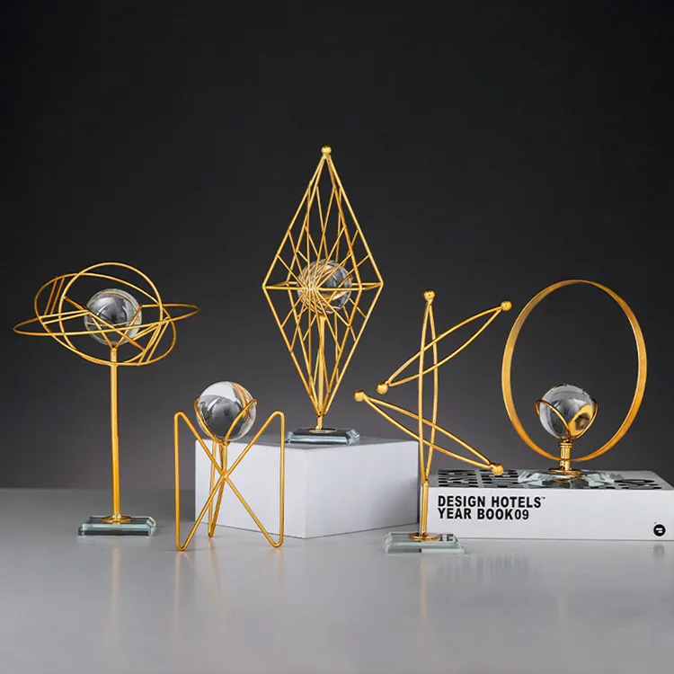 Decor Home Mediterranean Style Metal Luxury Home Decoration Pieces