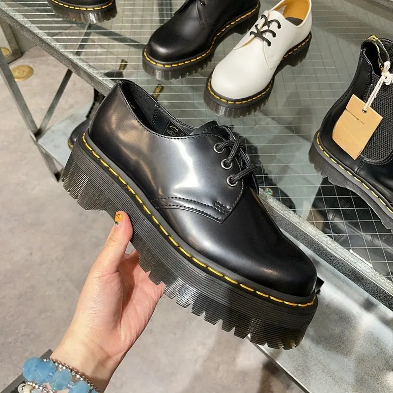 Elegant Ballet Thick Sole Non-slip Fashion Luxury Brand Black Vintage Style Round Head Cheap Men Women Flat Sports Shoes