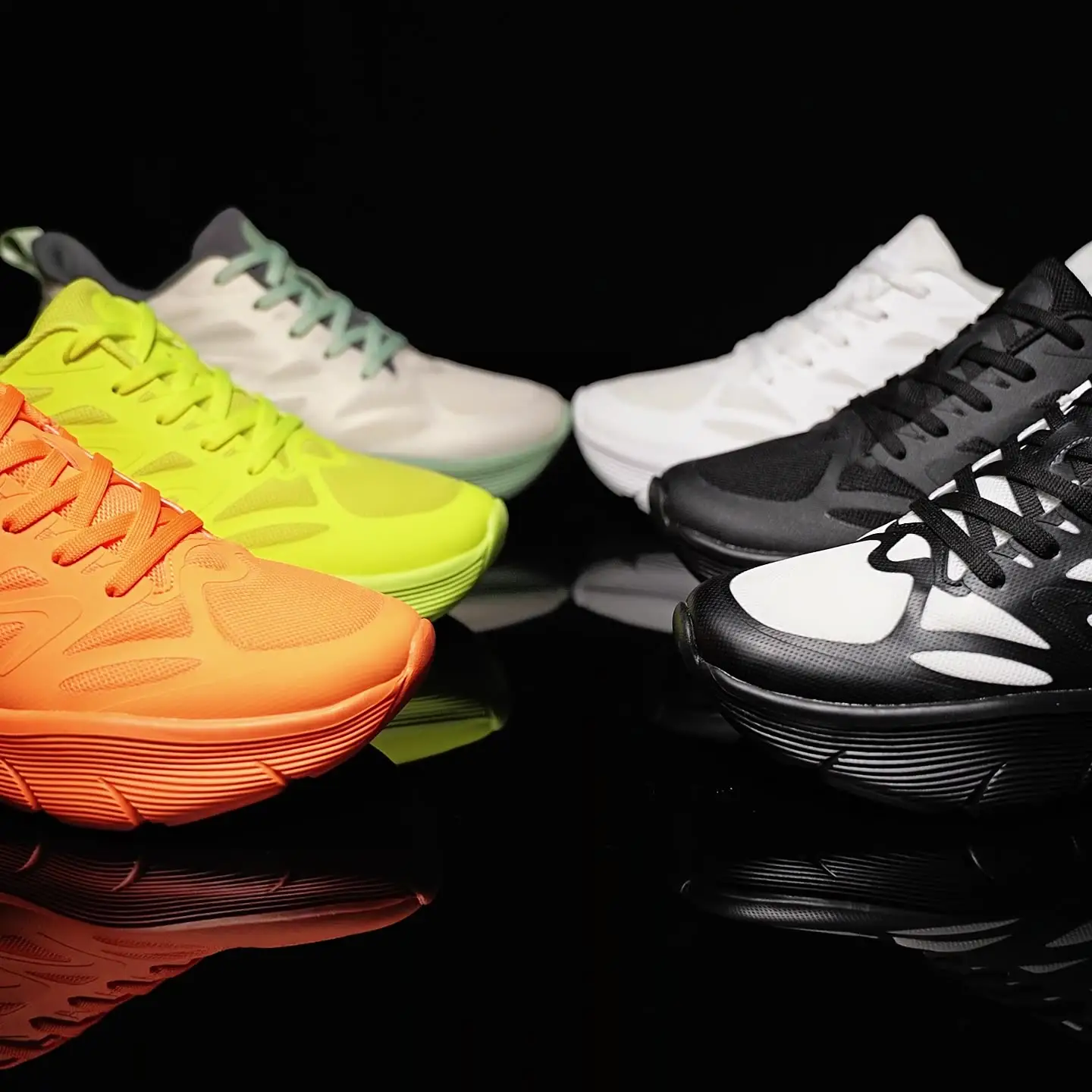 Professional Sports Shoes for Men Women Large Size Fashionable Cushioning Breathable Lightweight Design Thick Bottom for Summer